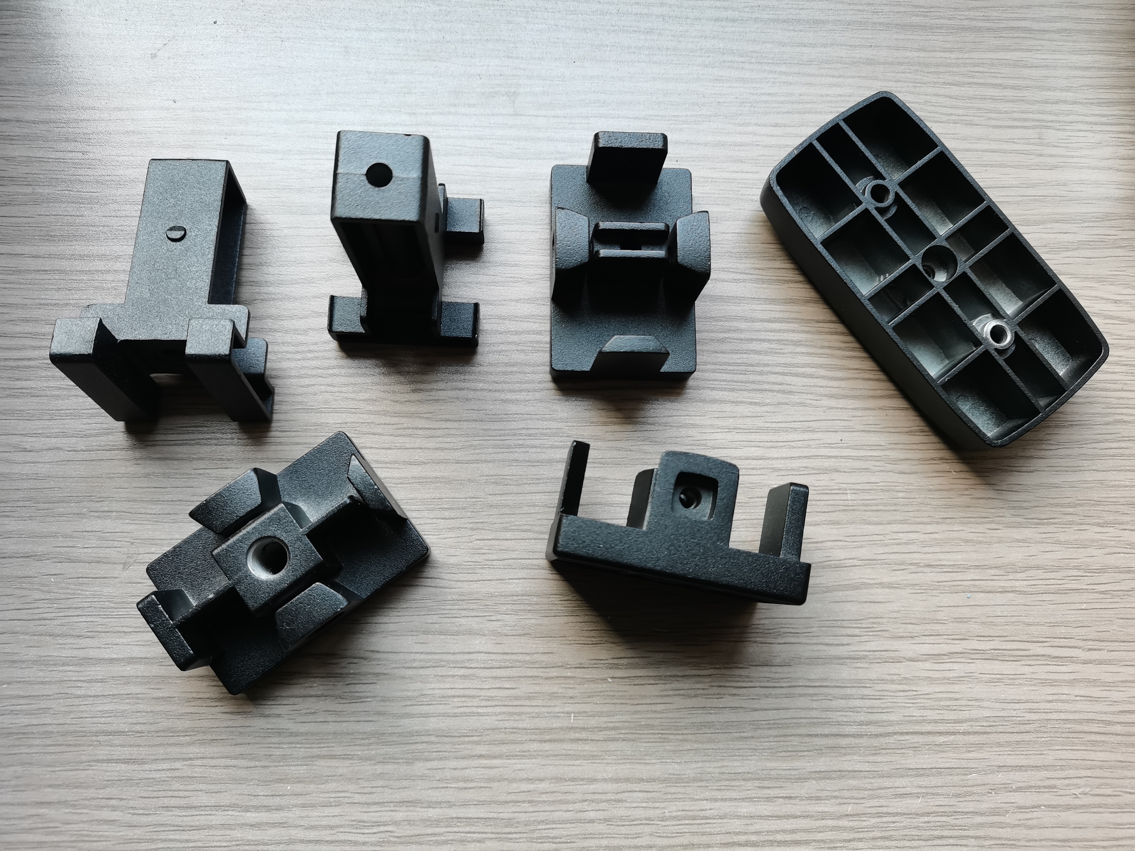 Metodo di trattamento superficiale della pressofusione