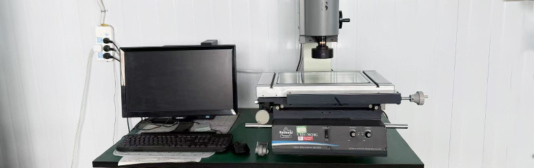 consuete apparecchiature di ispezione