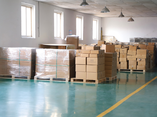 Scatola di imballaggio ordinata-4000x3000px